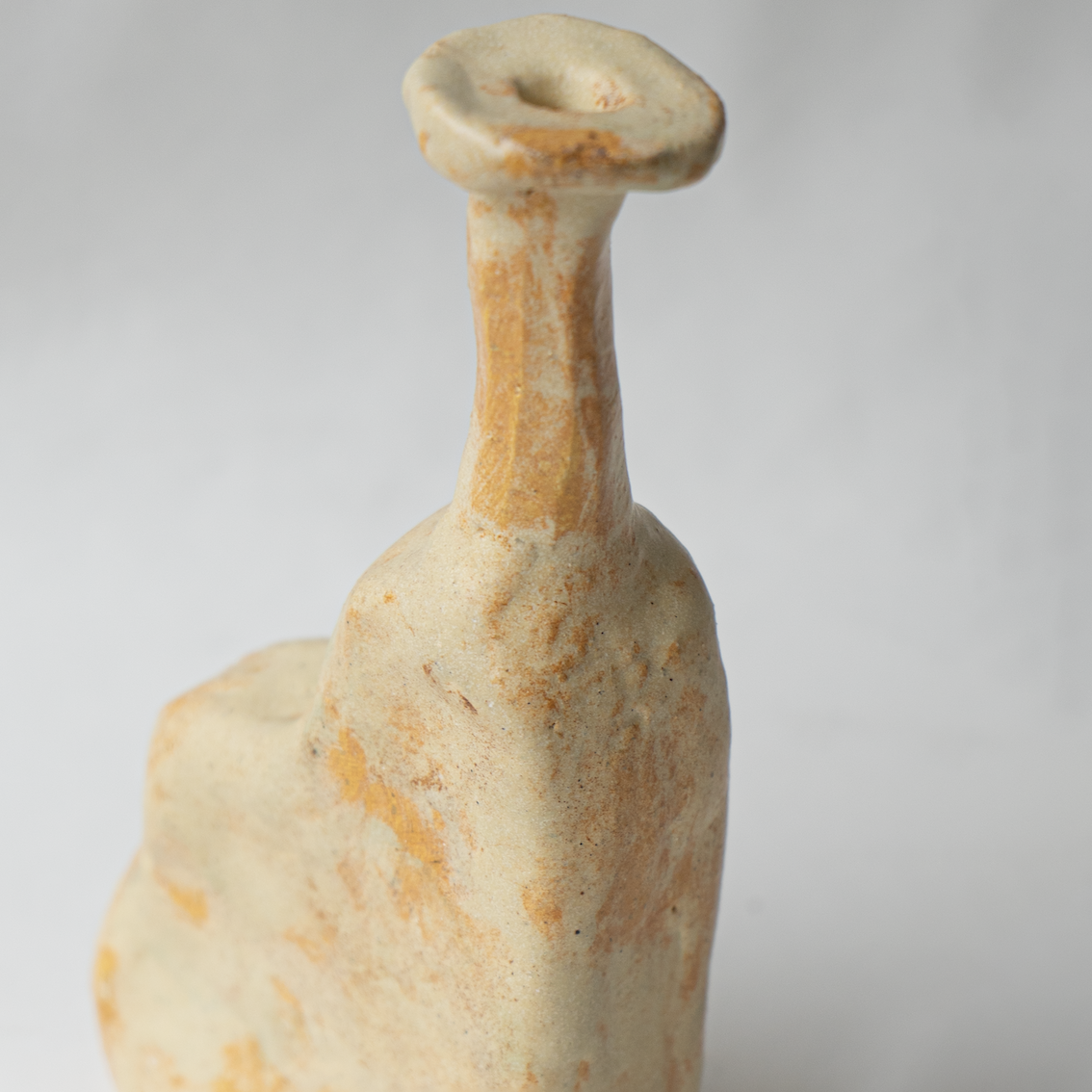 Jarrón Tiny mantequilla