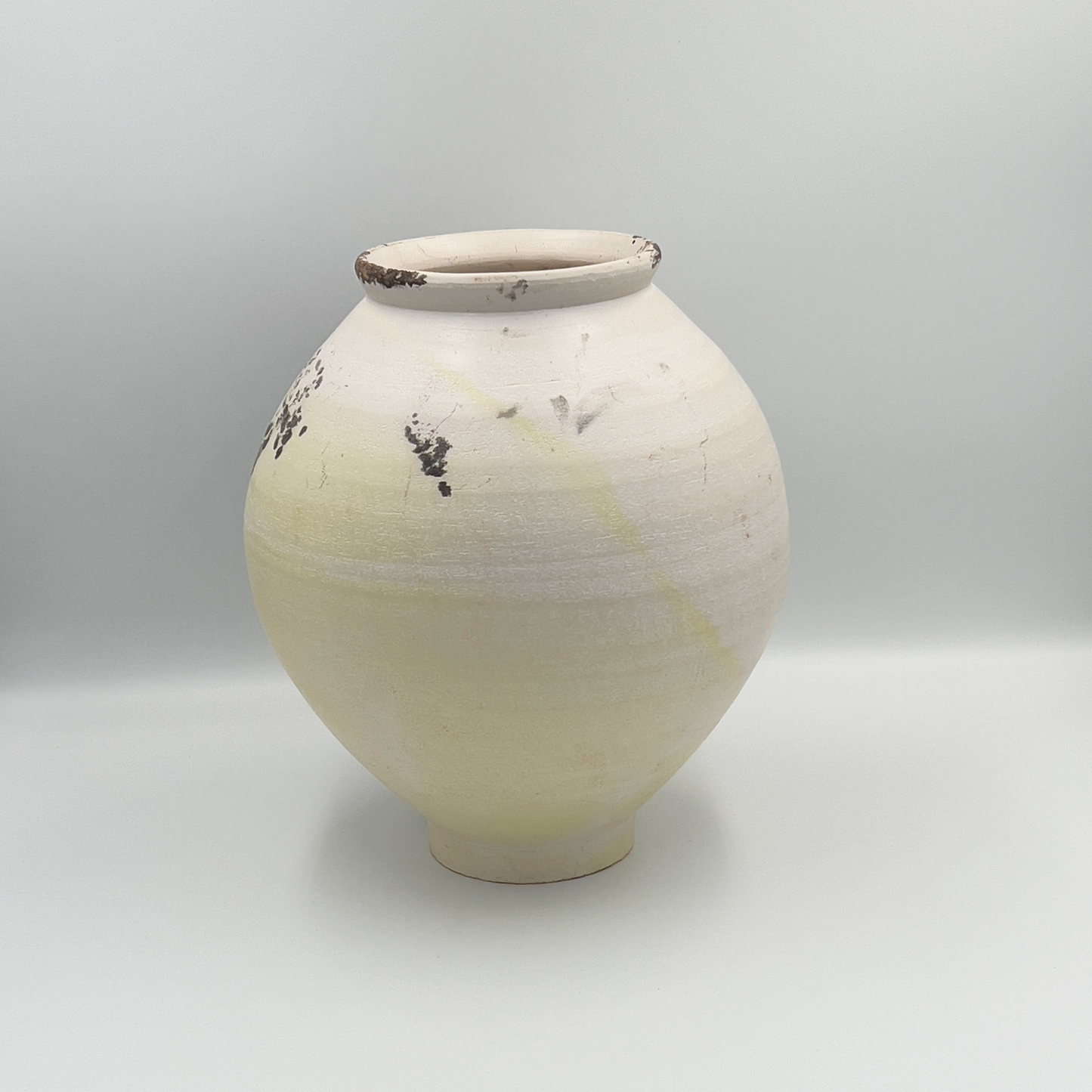 Moon jar Rukoryo - Smoke 2