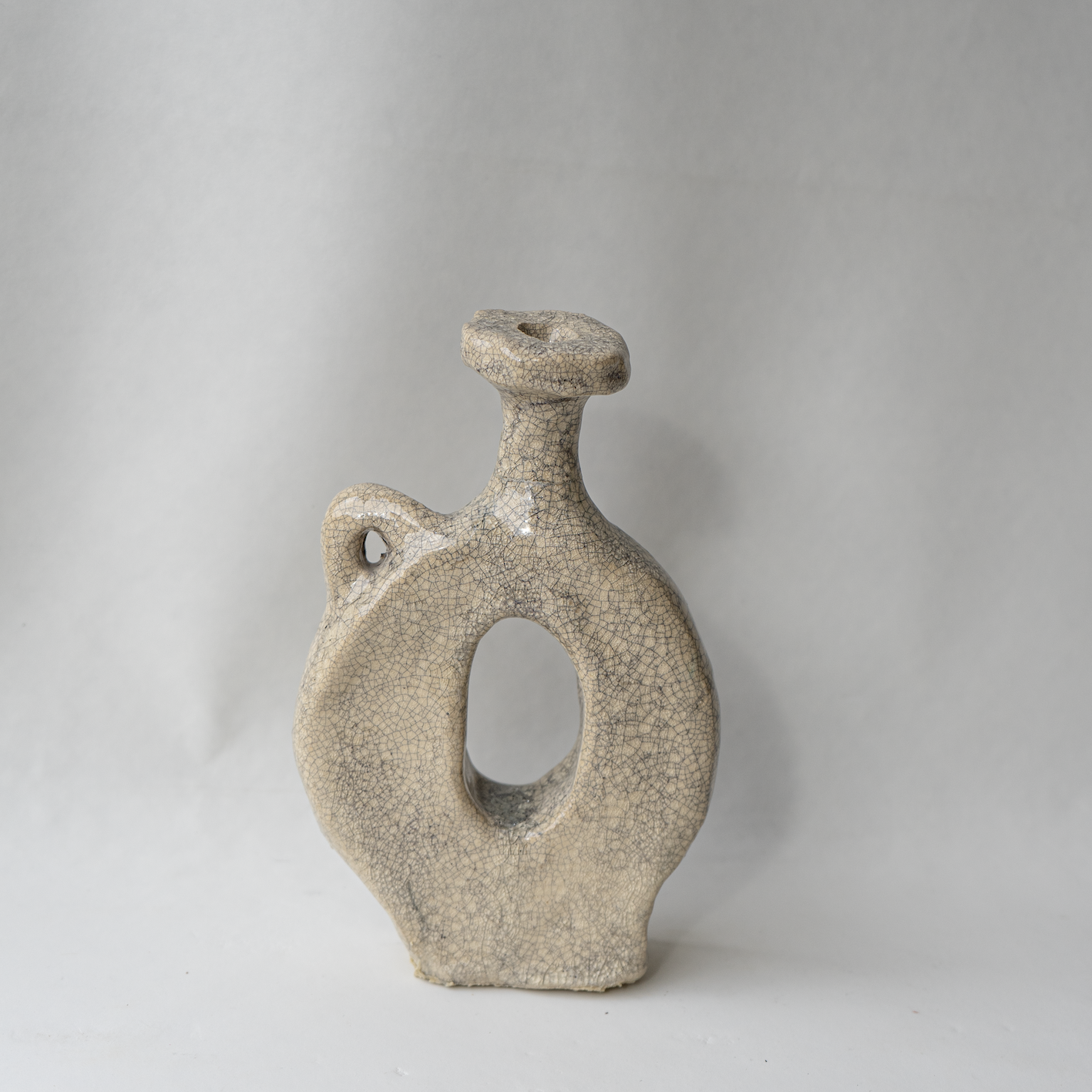 Tiny Vase Crack