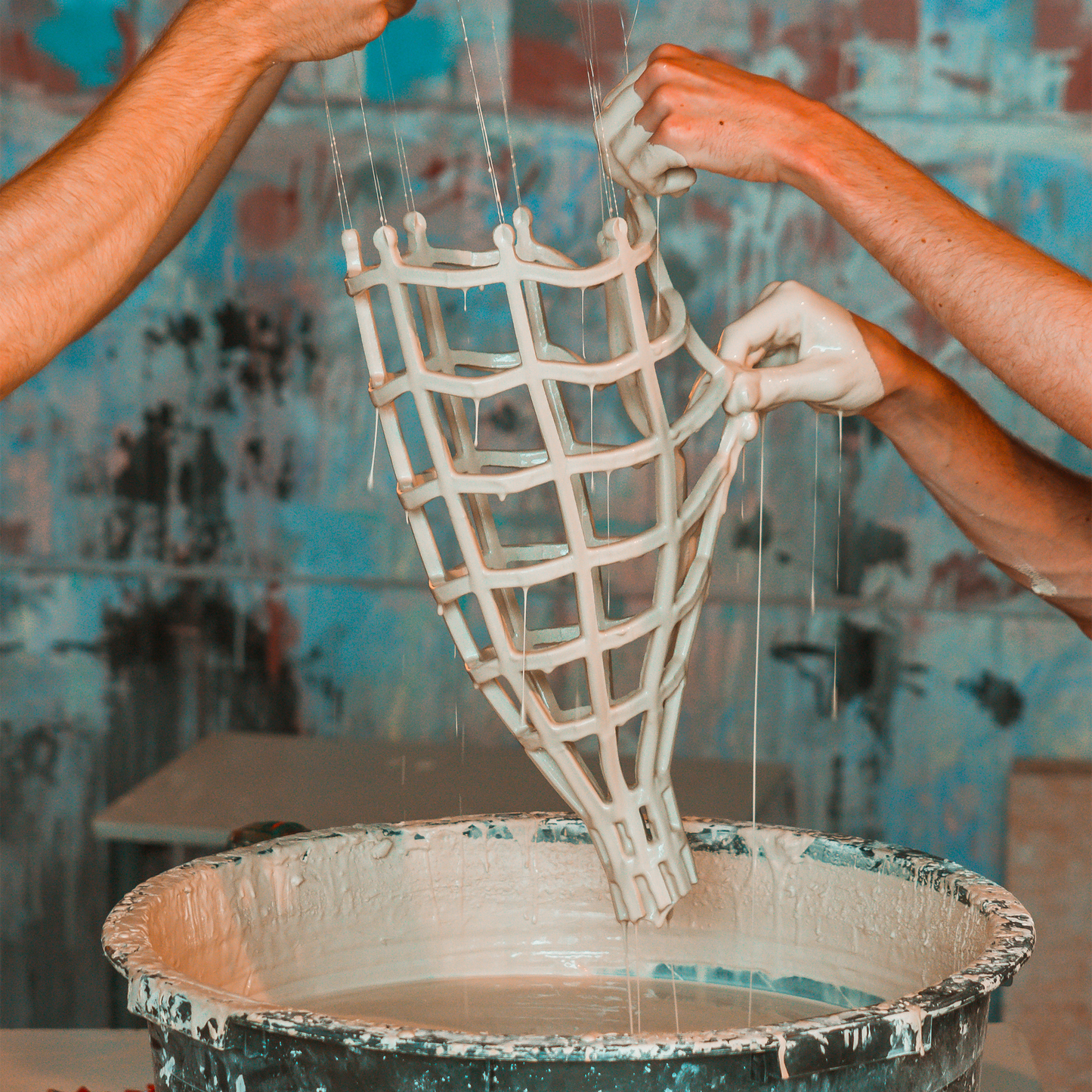Gravity Candle Holder M
