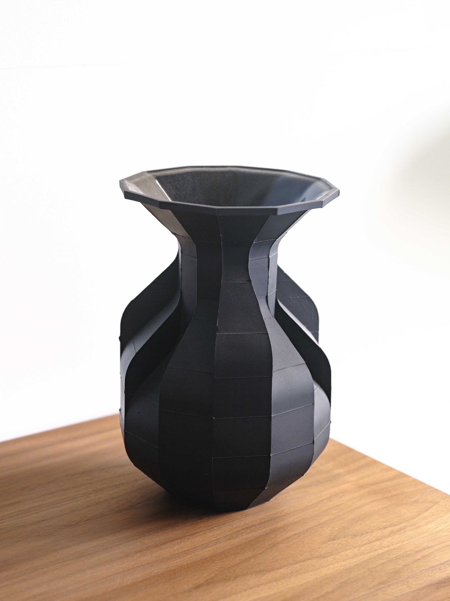 Block Vase Classic | Large | Black