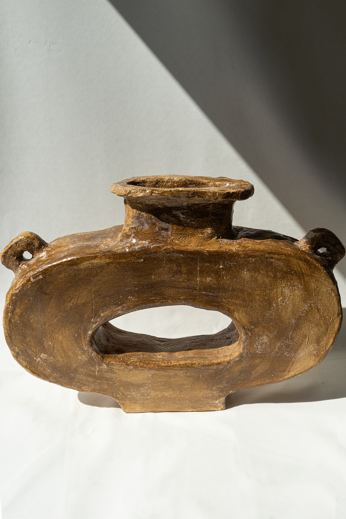 Willem van Hooff — Core Vessel asas marrón