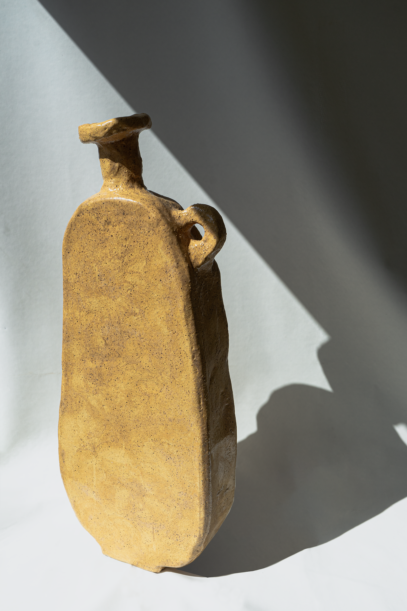 Willem van Hooff — Core Vessel Tall Orange (with a handle)
