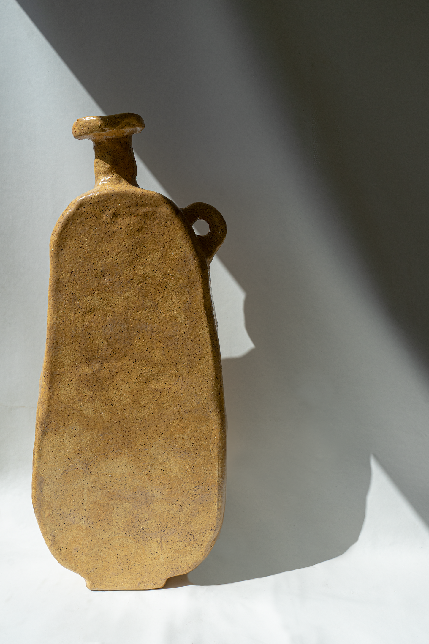 Willem van Hooff — Core Vessel Tall Orange (with a handle)