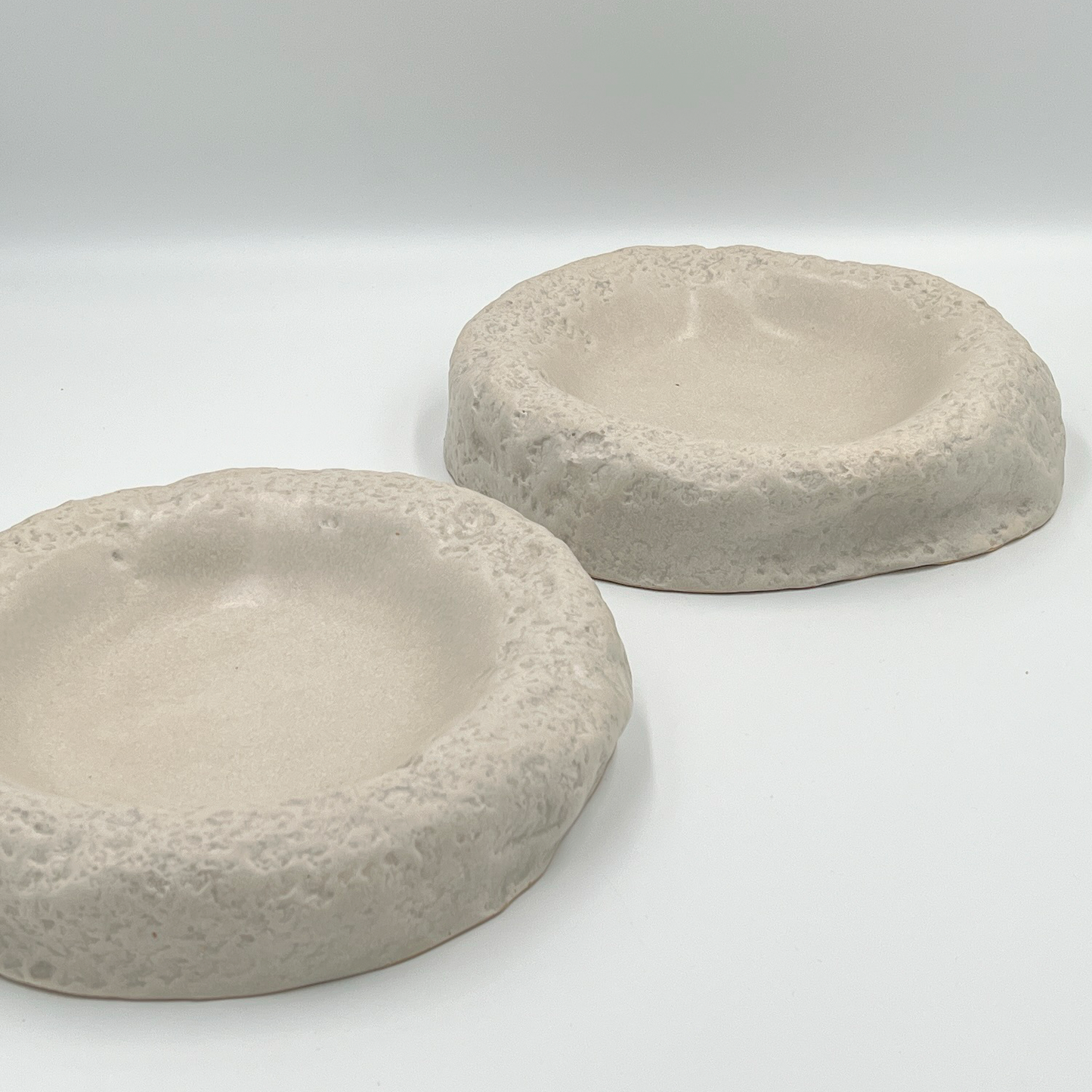 Plato piedra blanco