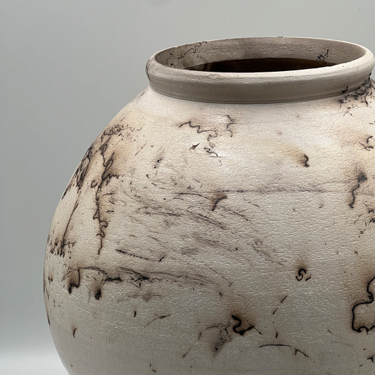 Moon Jar Rukoryo - Horse hair