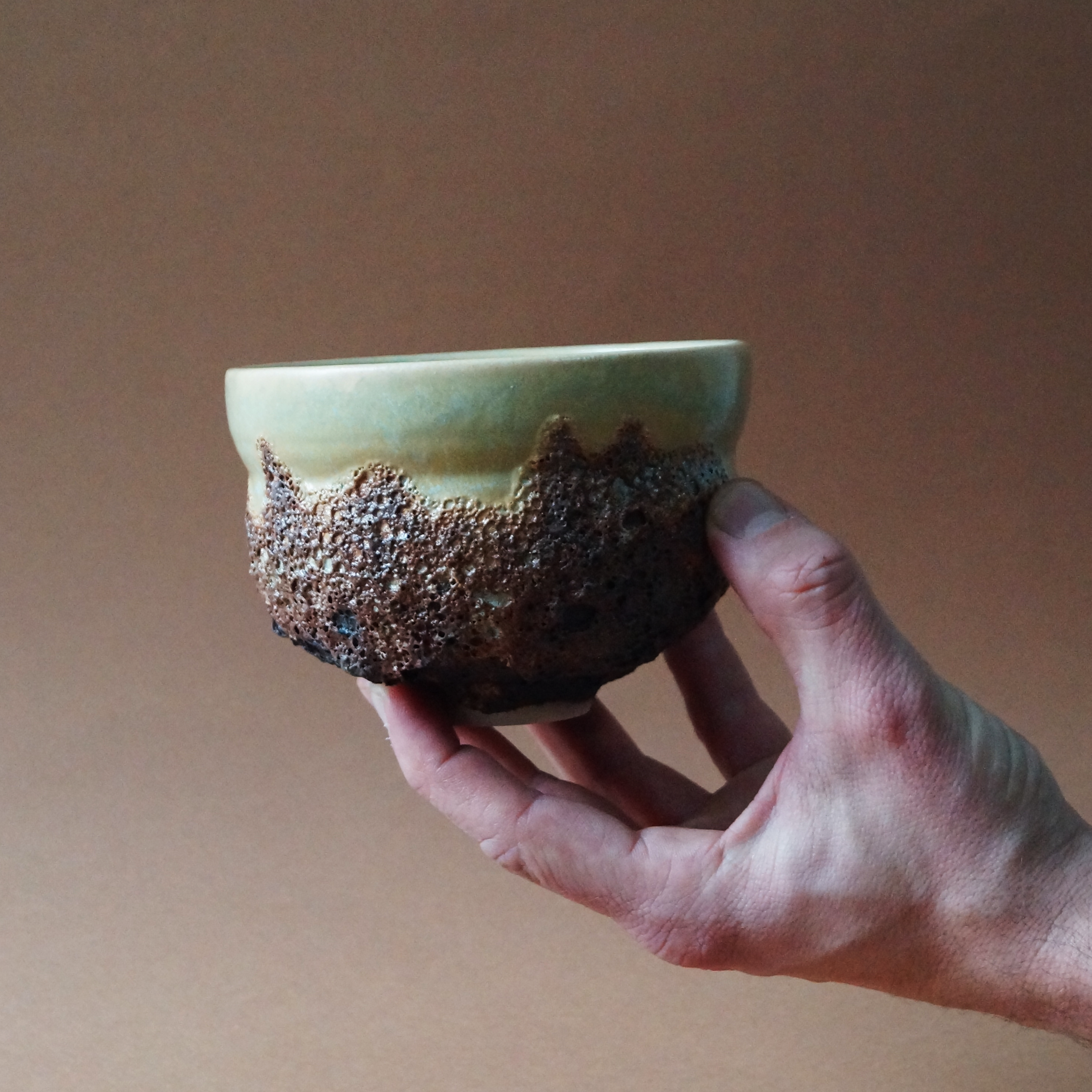 Chawan de color ambar de Sergio Basi. Cerámica de artista disponible en ...